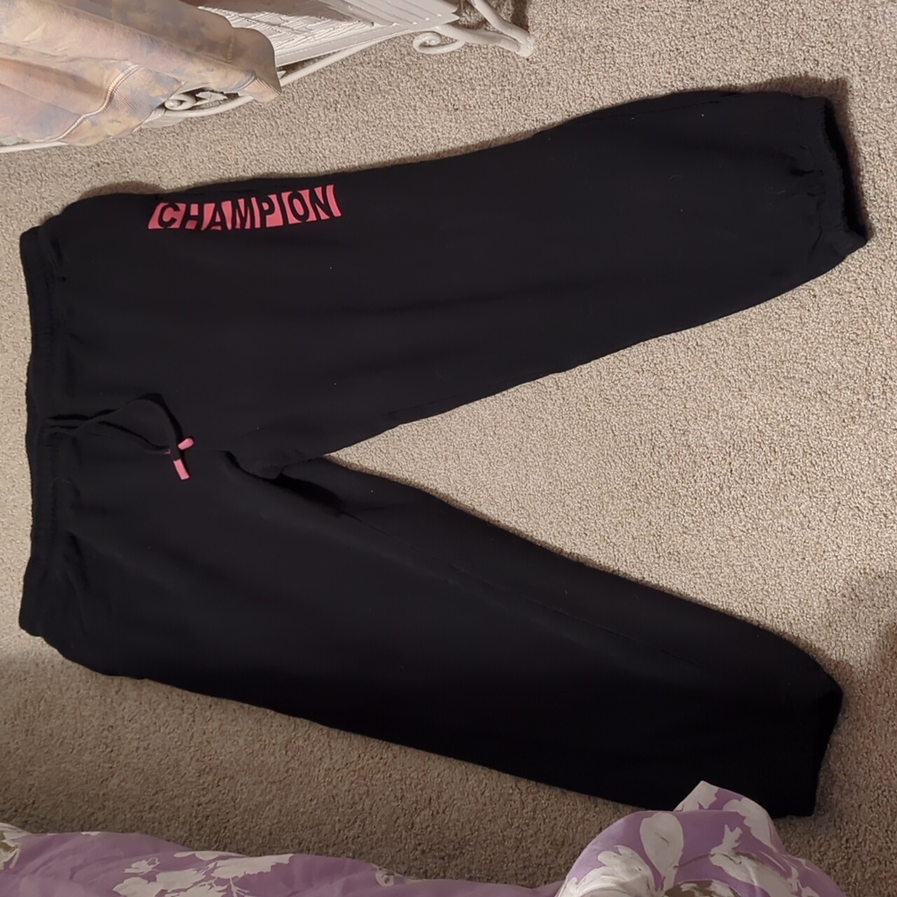 Black champion sweat pants